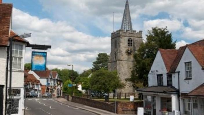 wall cleaning chobham